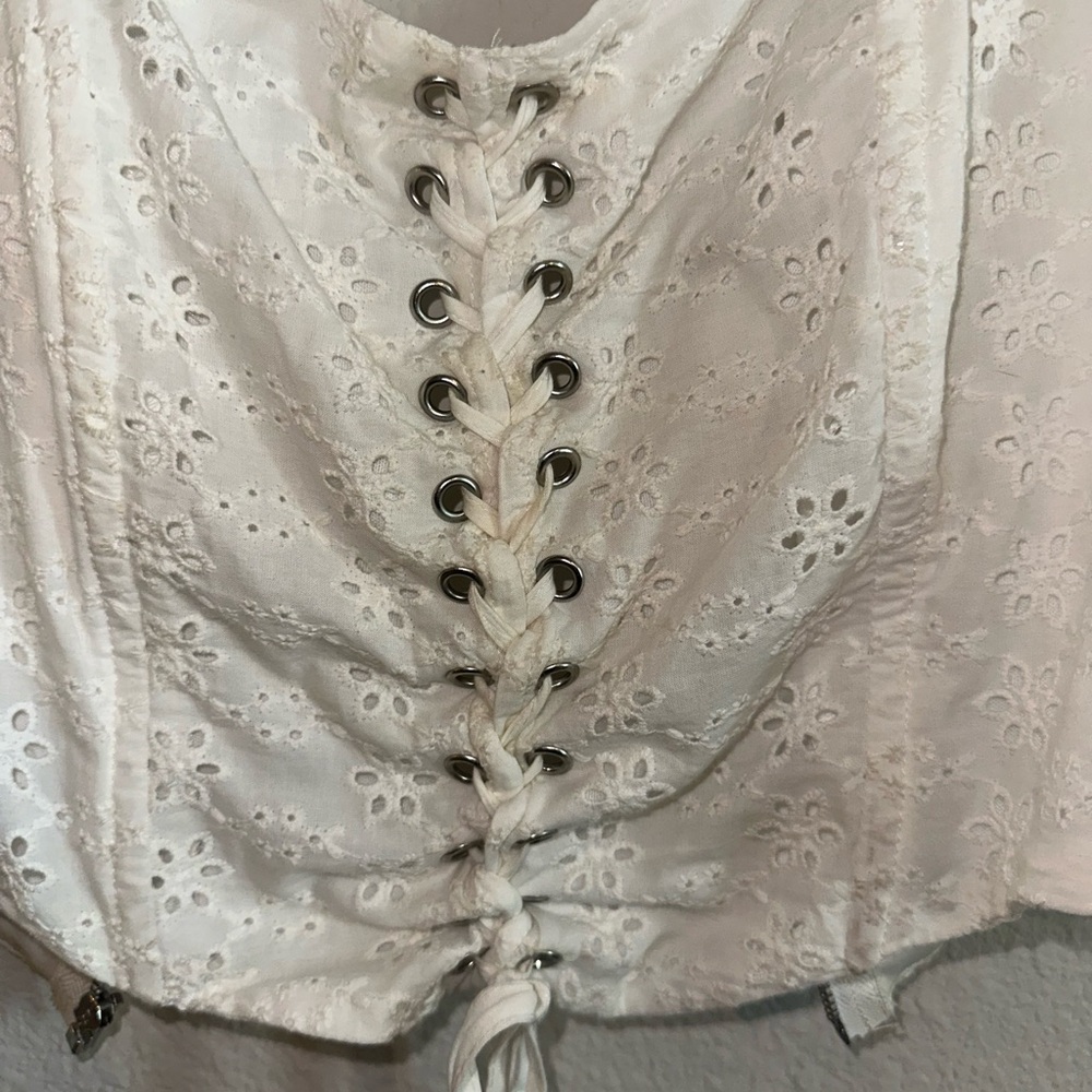 WHITE SCRUNCHED TOP - Picture 3 of 6